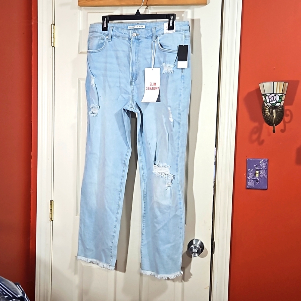 Celebrity Pink Slim Straight distressed Lt wash jeans